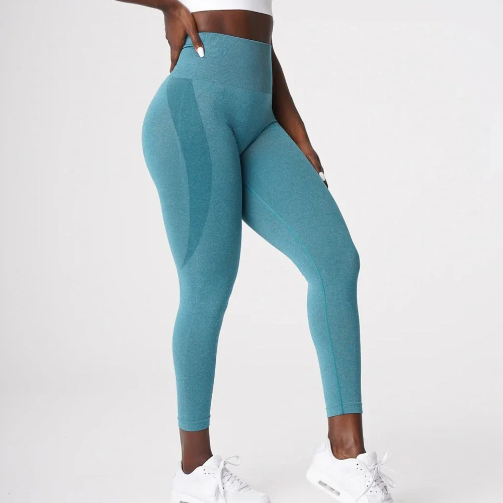 NVGTN Teal Contour Seamless Leggings Size Large - Picture 1 of 5